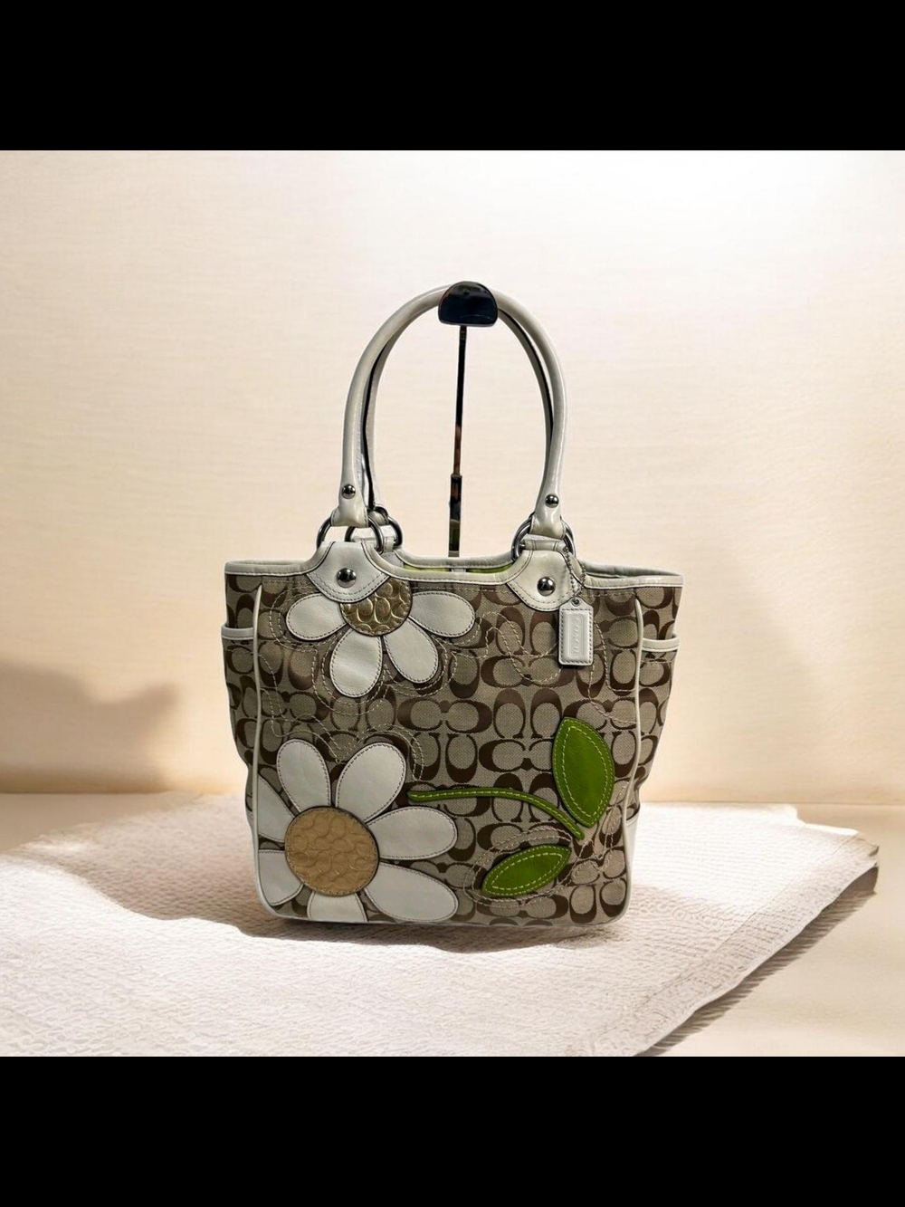 RARE Coach Bleecker POPPY Daisy Tote Purse  Khaki/White Daisy RARE Y2K - Picture 2 of 9